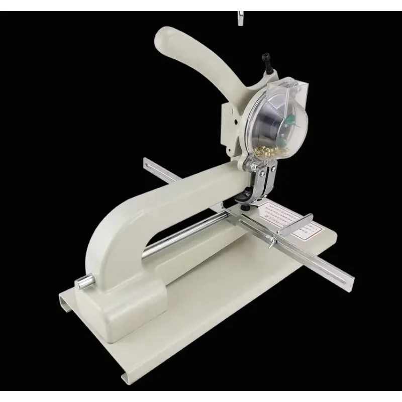 Macchina semiautomatica per occhielli da 4 mm