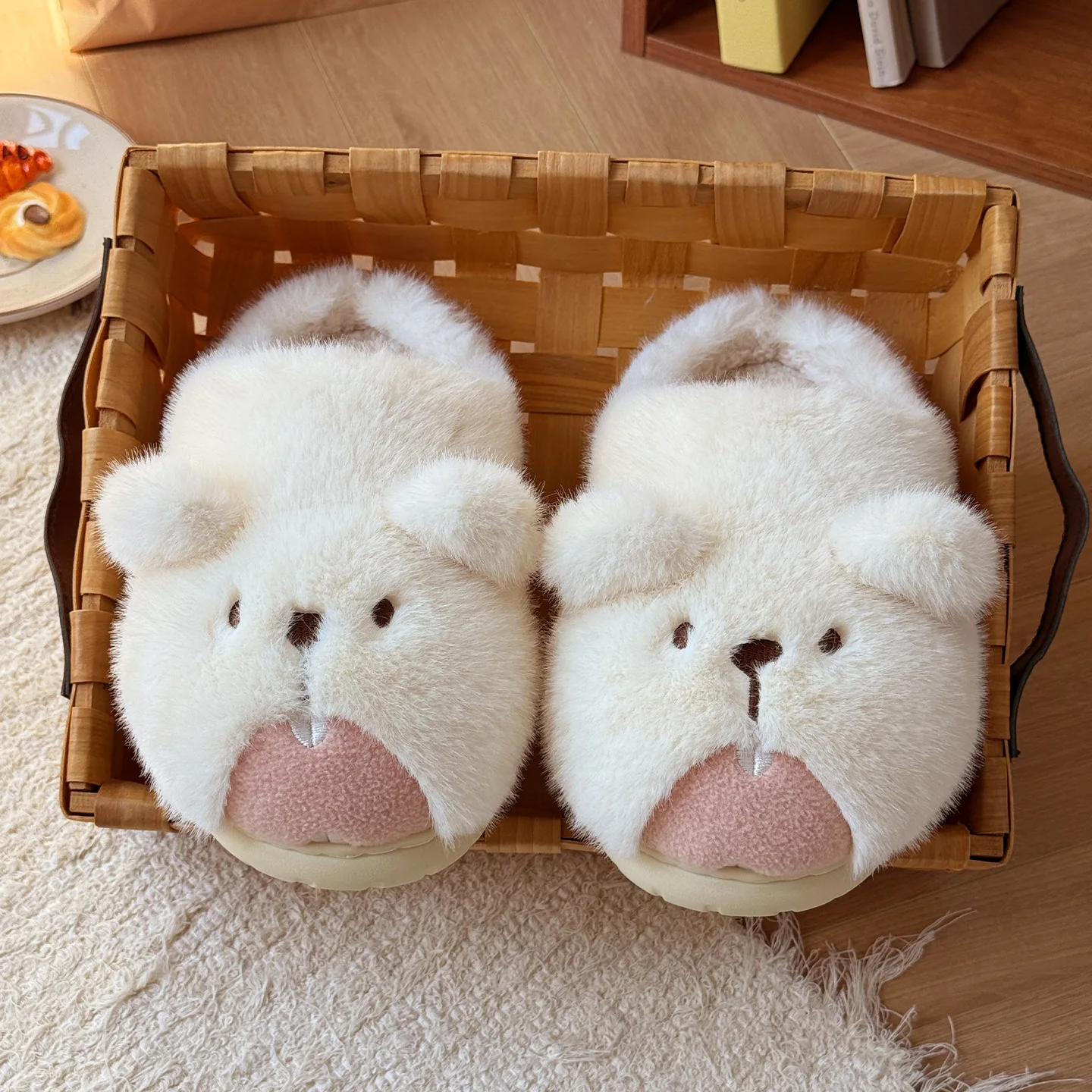 New cute groundhog cotton slippers autumn and winter, women's warm and non slip indoor  outdoor wear non slip  warm fur slippers view 4