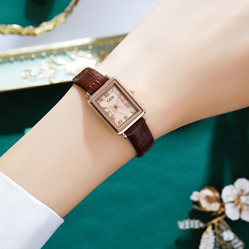 Women's Roman Retro Style Small Square Dial Student Versatile Bamboo Pattern Leather Belt Quartz Waterproof Watch