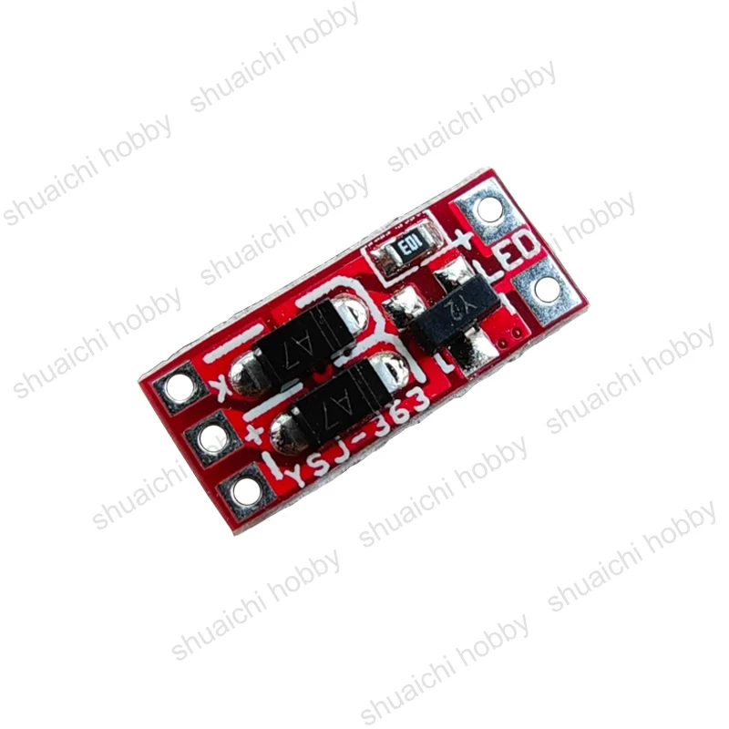 3PCS 12V Trigger Strobe Module 15x6mm Mini Size Car Light Control Chip Brake Strobe Movement IC con indicatori a LED per auto RC