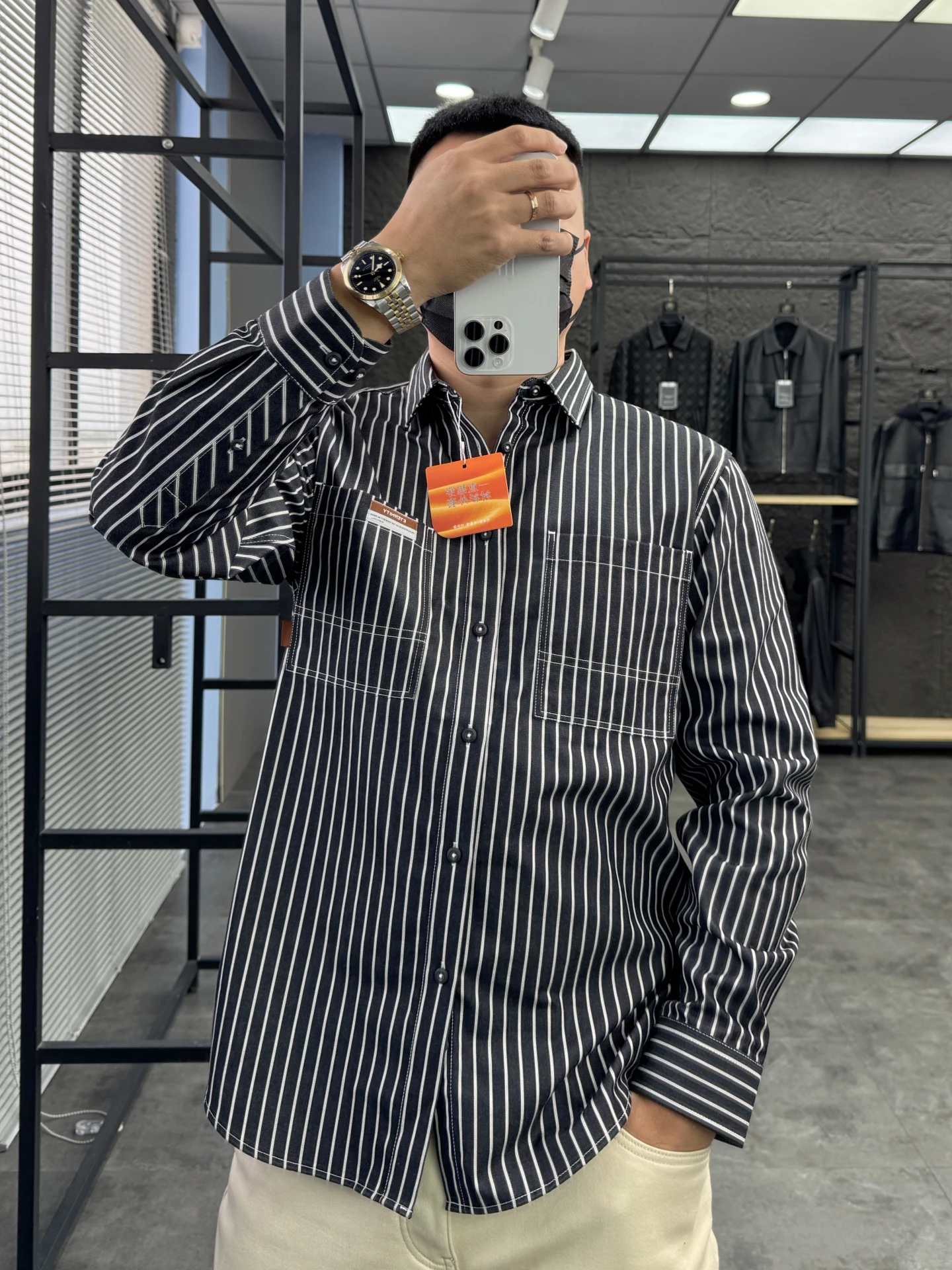 

Svip Recommended 100% Cotton Long Sleeve Men's Shirt Comfortable Pocket Striped Casual Style Loose Fit Outerwear