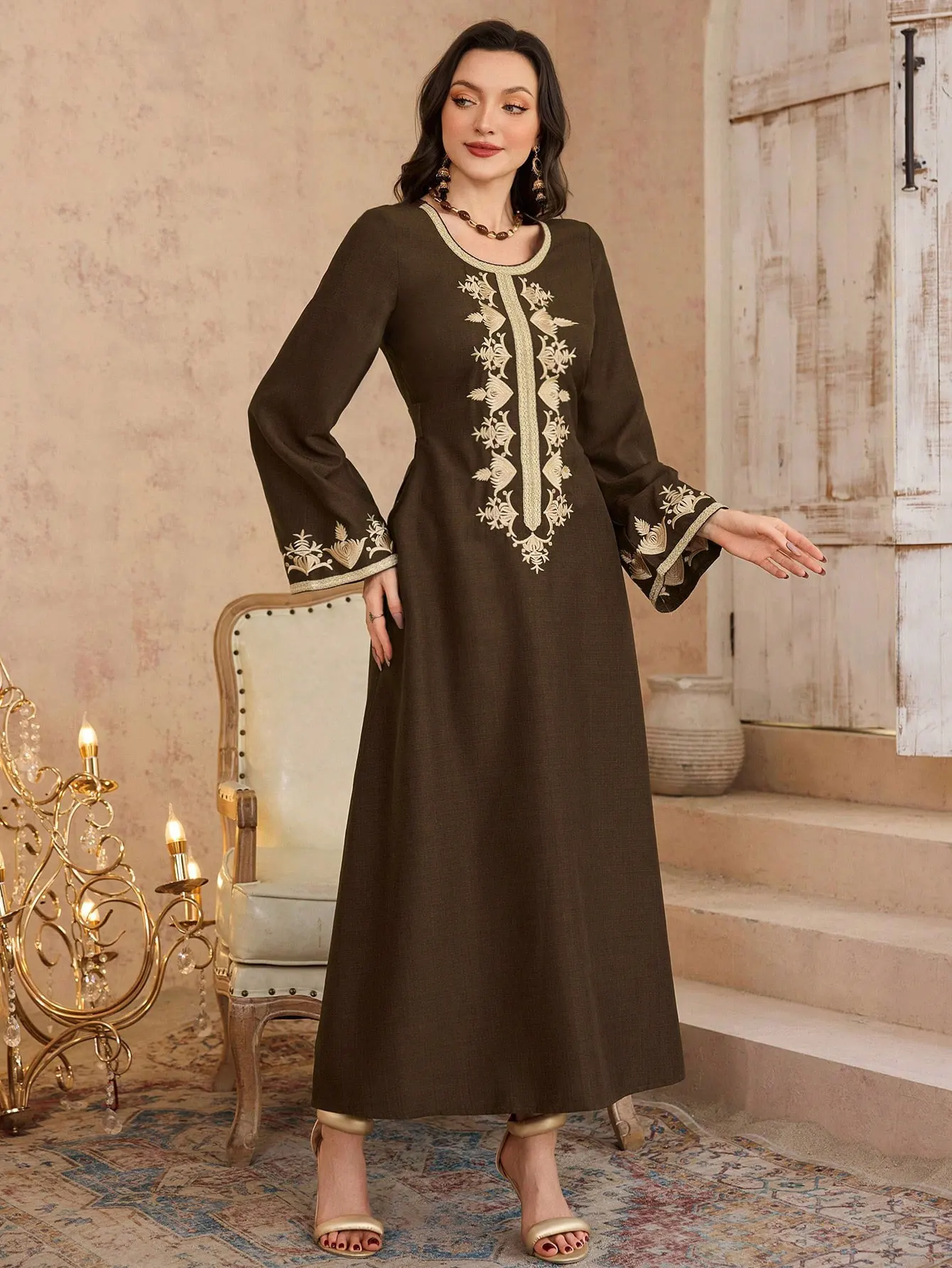 

Eid Islamic Modest Abaya for Women Beige Floral Embroidery Brown Muslim Dress 2026 Elegant Dubai Round Neck Flare Sleeve Kaftan