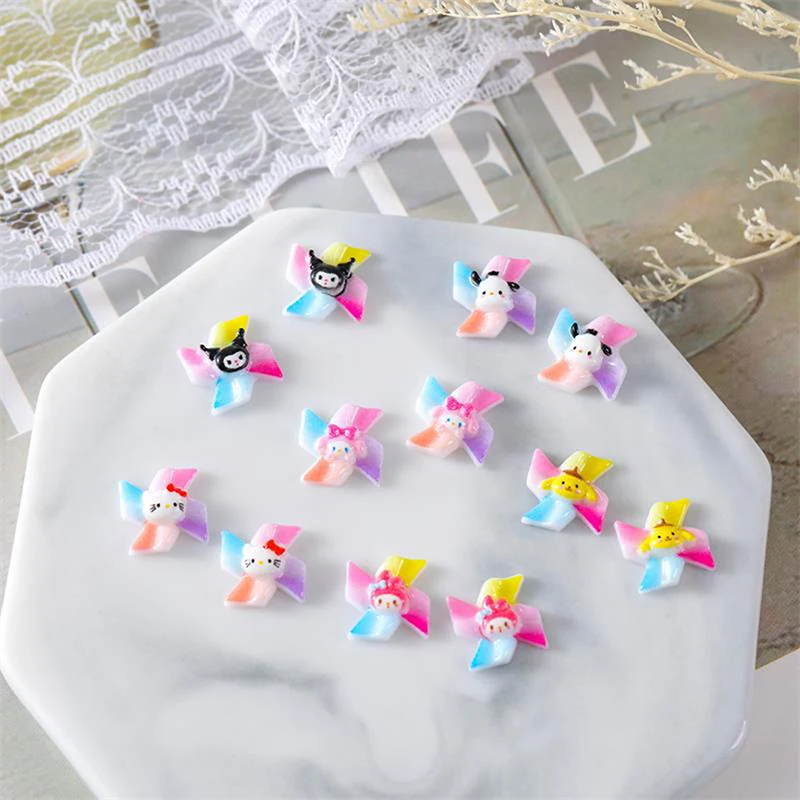 10PCS/Bag Luminous Windmill Sanrio Nail Art Decorations Simple Cute Manicure Parts Glow In The Dark Charms DIY Accessories Gifts