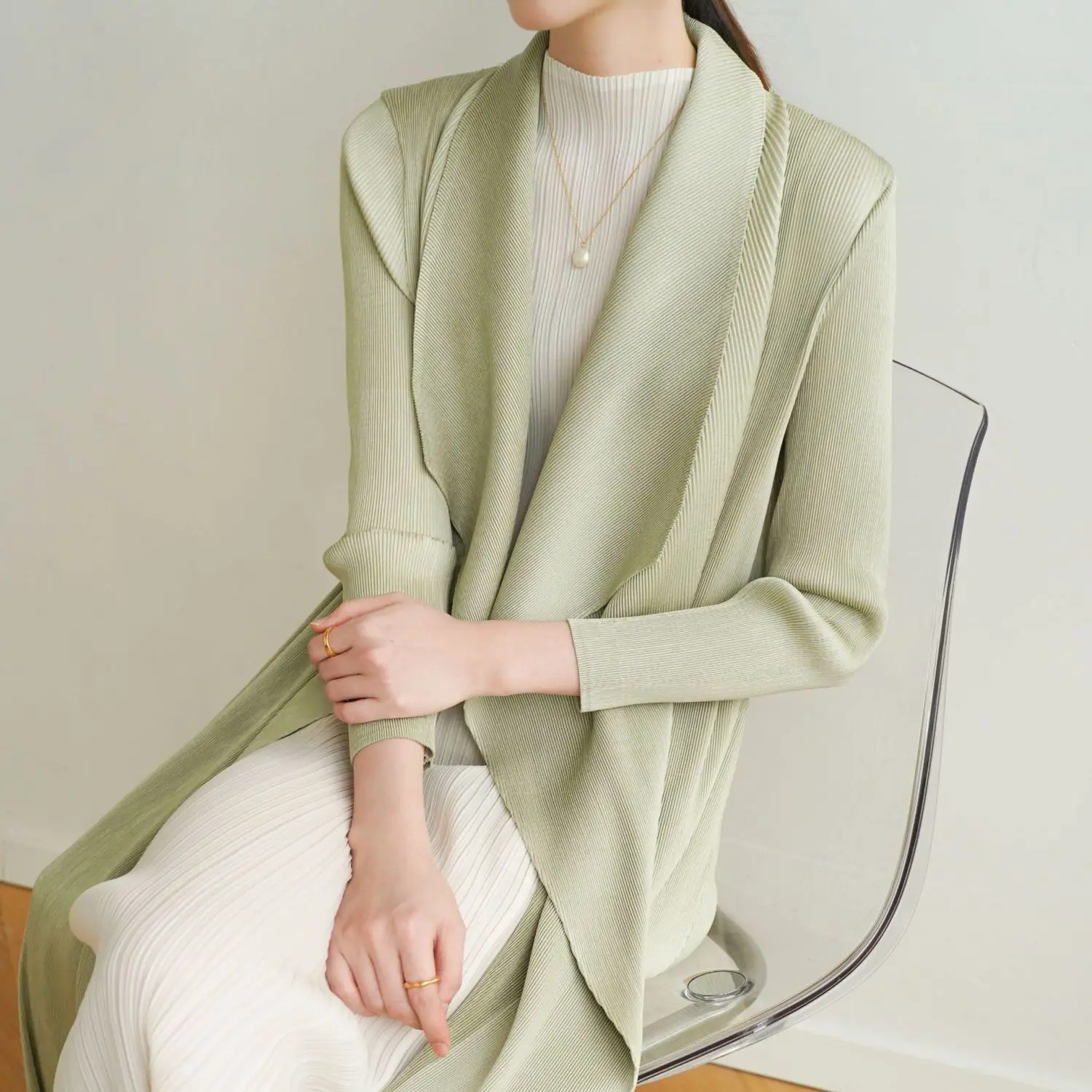 

Морщинистая модная длинная куртка на осень, ветровка с отложным воротником, кардиган с длинными рукавами, пальто