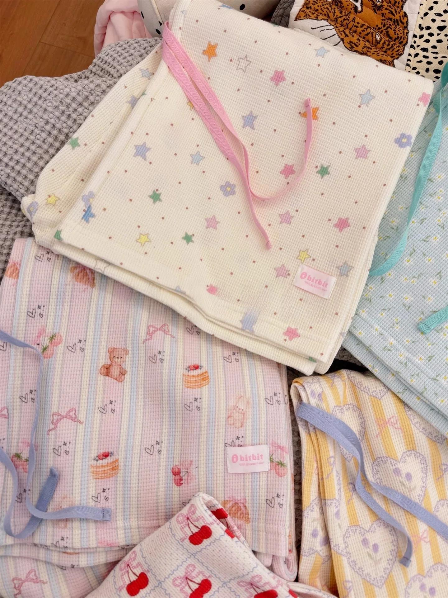 かわいい漫画プリントホームパンツ女性の巾着ポケットパジャマ長ズボン春カジュアル快適な通気性ファッション