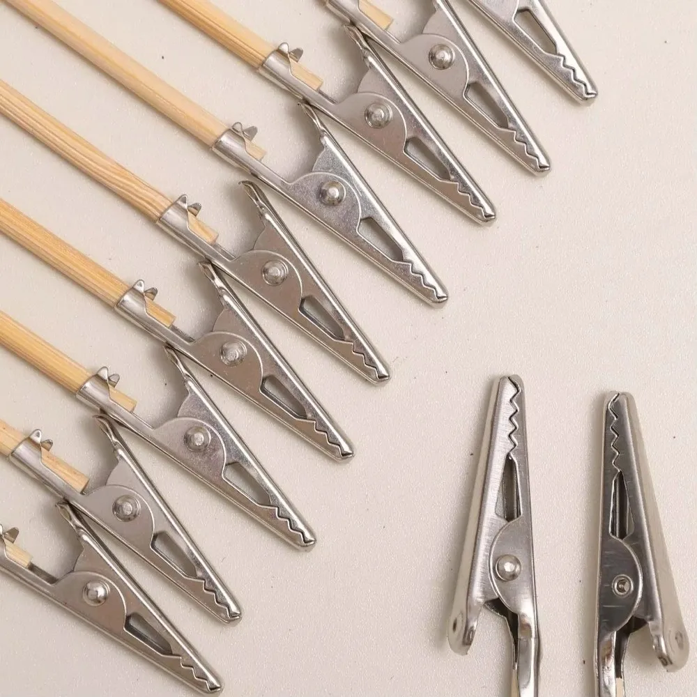 

10/20PCS Metal Rubber Model Painting Stand Modeling Tools Updated Design Gundam Model Tools Long-tailed Wood Stick Detachable