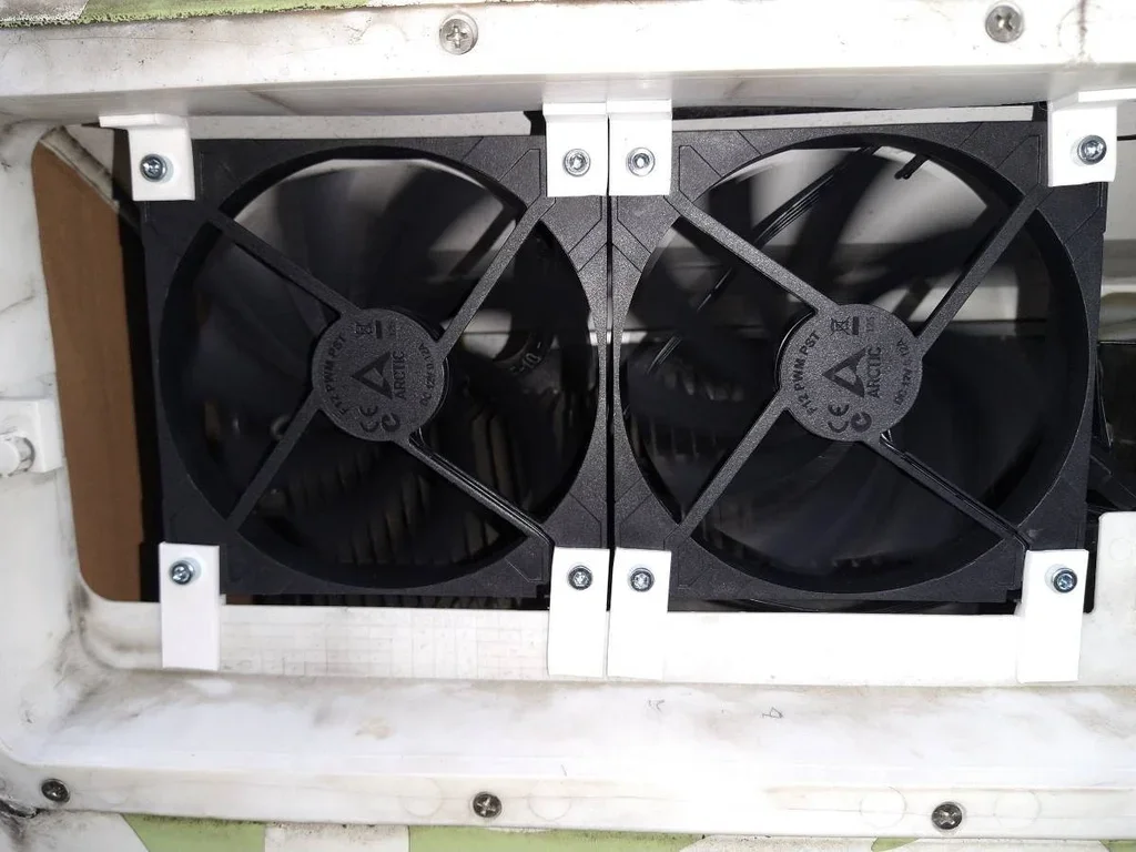 1Sets RV Motorhome Installation Base For Cooling Fan Suitable For Mondo Diette Refrigerator Motorhome Fridge Cooling Fan Parts