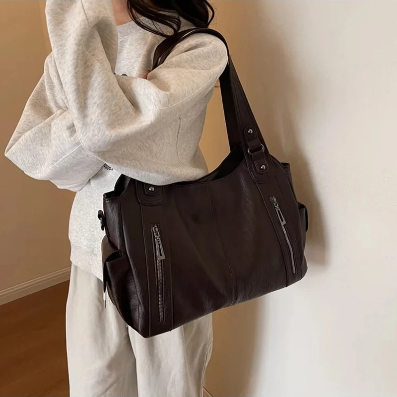 Women's 2024 Vintage Tote Bag: Stylish Large Work Bag, Spacious Crossbody Carryall for Commute and Travel.