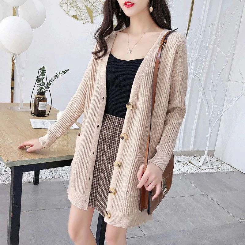 High-End Knitted Sweater Cardigan Women's Early Autumn 2025 New Non-Ballant Long Sve V-Ne Mid-Length Regular Thin