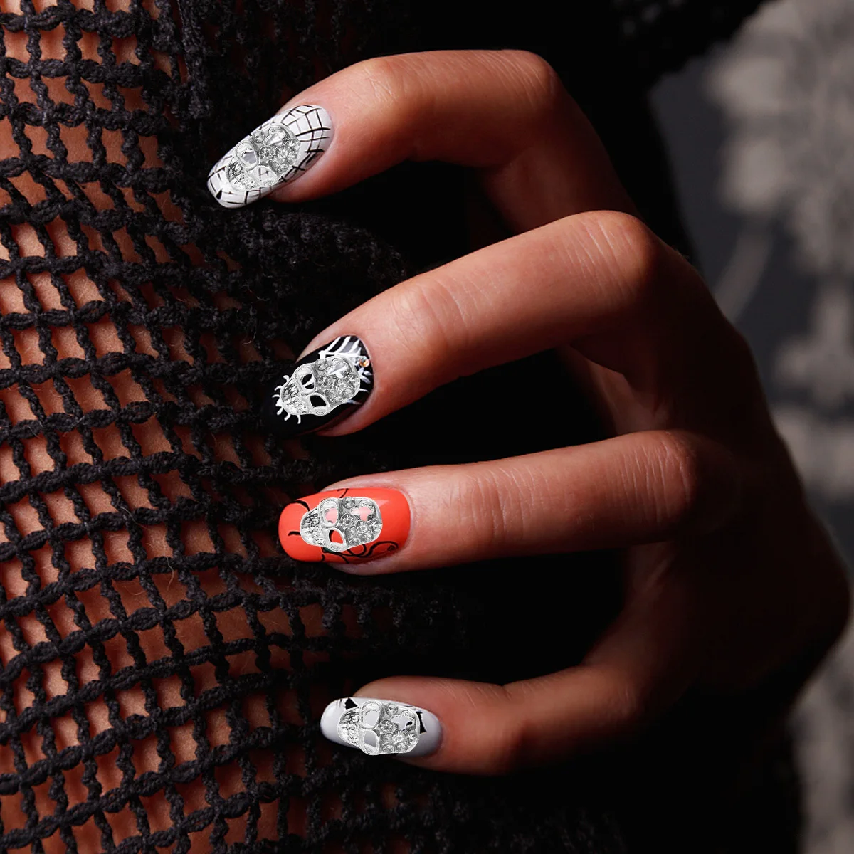 

20Pcs Skull Nail Sticker Rhinestones Alloy Stud Studs Halloween Decoration DIY Manicure Gems Craft Skull Gems Decal