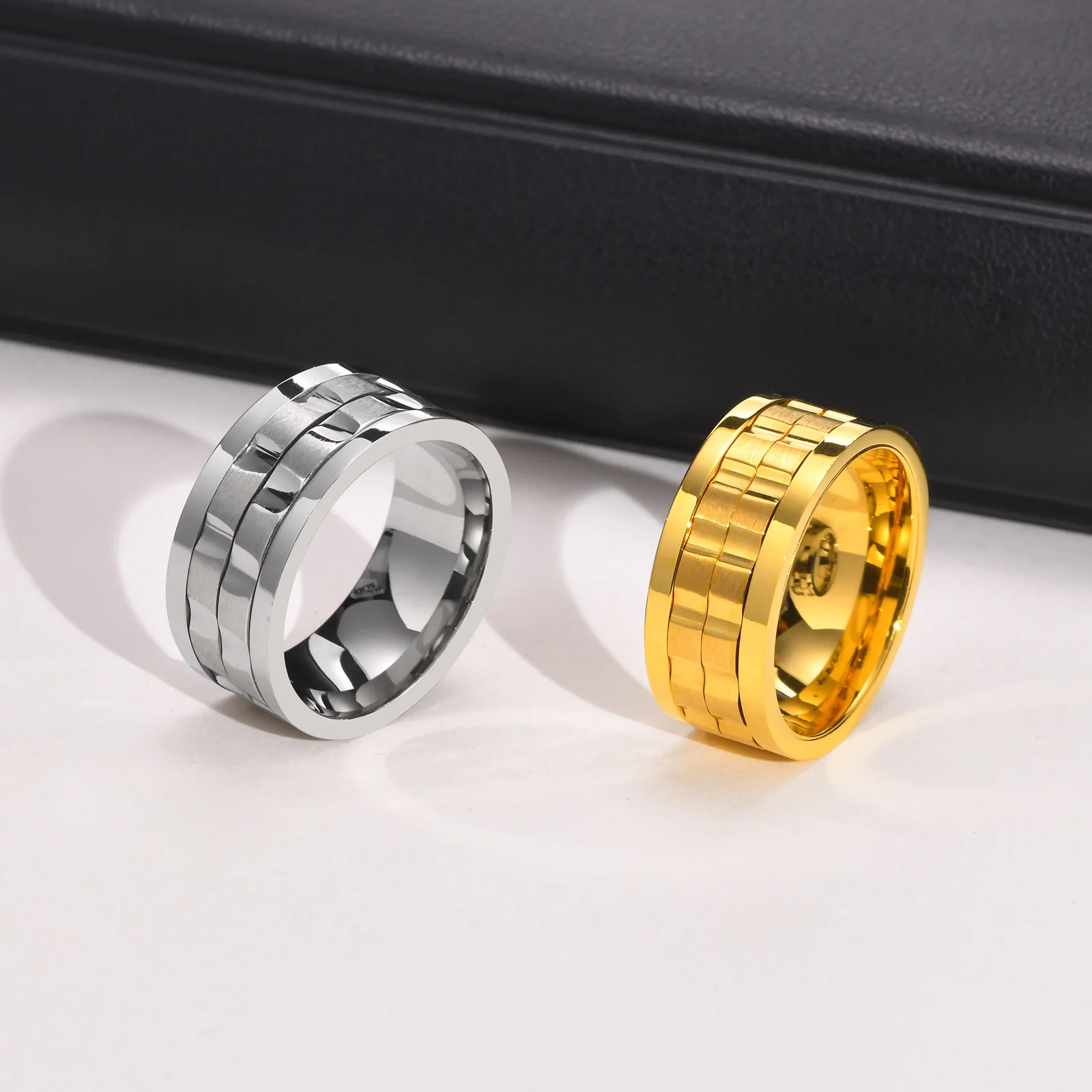 Vnox Wholesale 9mm Spinner Wedding Band Rings for Men, Anti Allergy Stainless Steel Fidget Anxiety Release Stress Finger