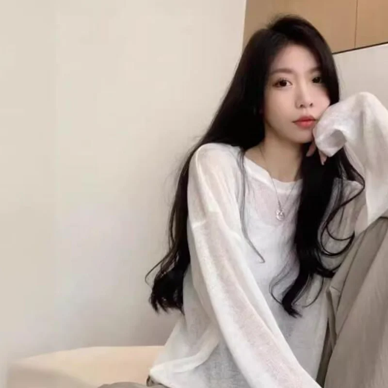 

Женская повседневная футболка с длинным рукавом из трикотажа, весенняя, тонкая, с защитой от солнца, свободного кроя, стройнящая, уникальная, белая