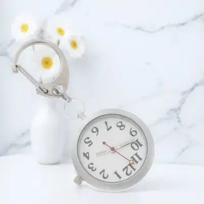 

Stainless Nurse Clip Watch with Luminous Hands Buckle Pocket Watch for Workers Doctor Nurse Timepiece Accessory