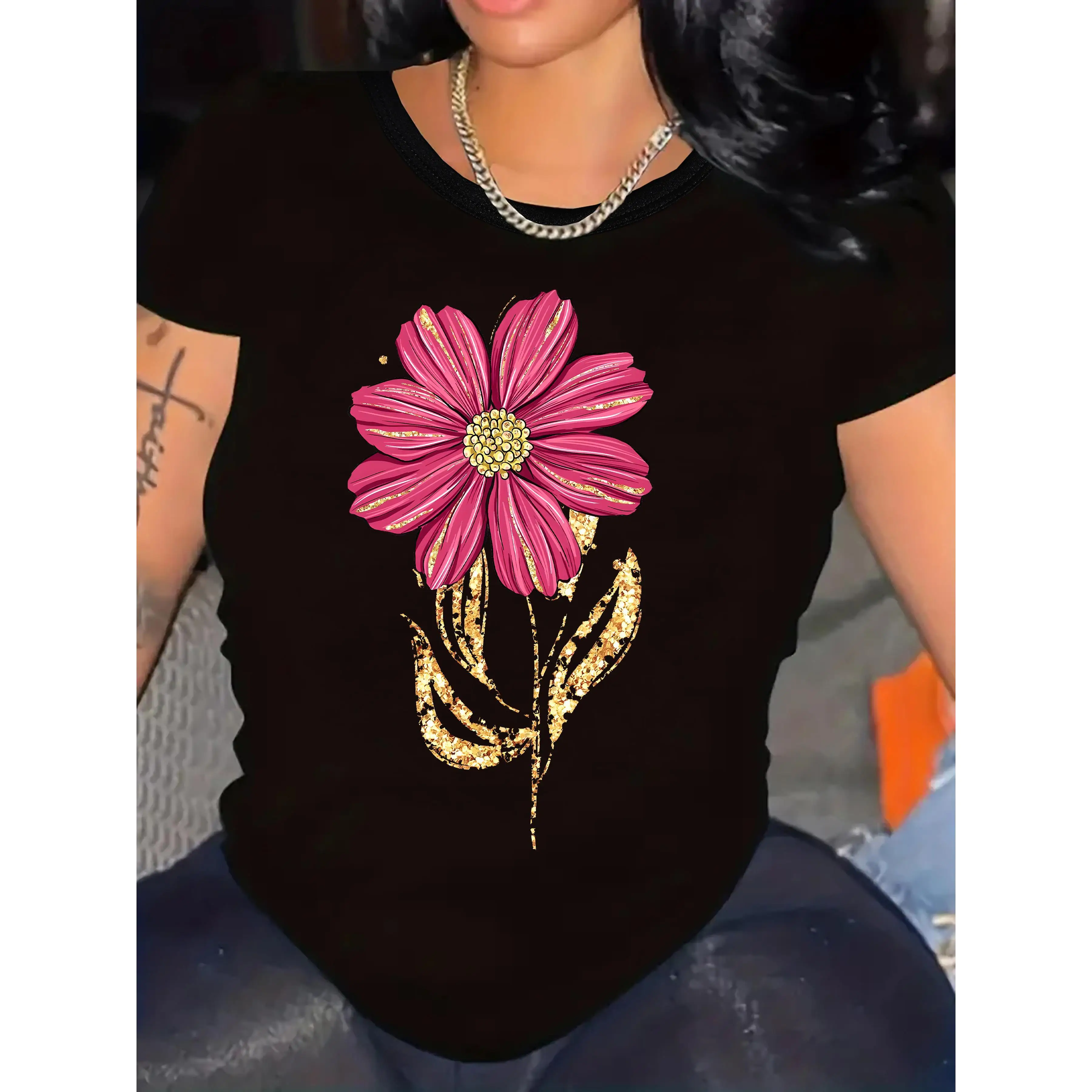 

Women'S Casual Tee - Vibrant Pink Floral Print with Golden Accents, Soft & Lightweight Round Neck Short Sleeve Top for Spring