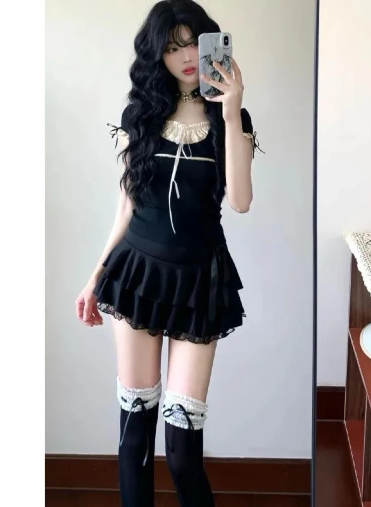 Korean Fashion 2000s 2 Piece Skirt Sets Fake Two Piece Sweet Lace Short Sleeve Top + Cake Mini Skirt Y2k Harajuku Vintage Suit