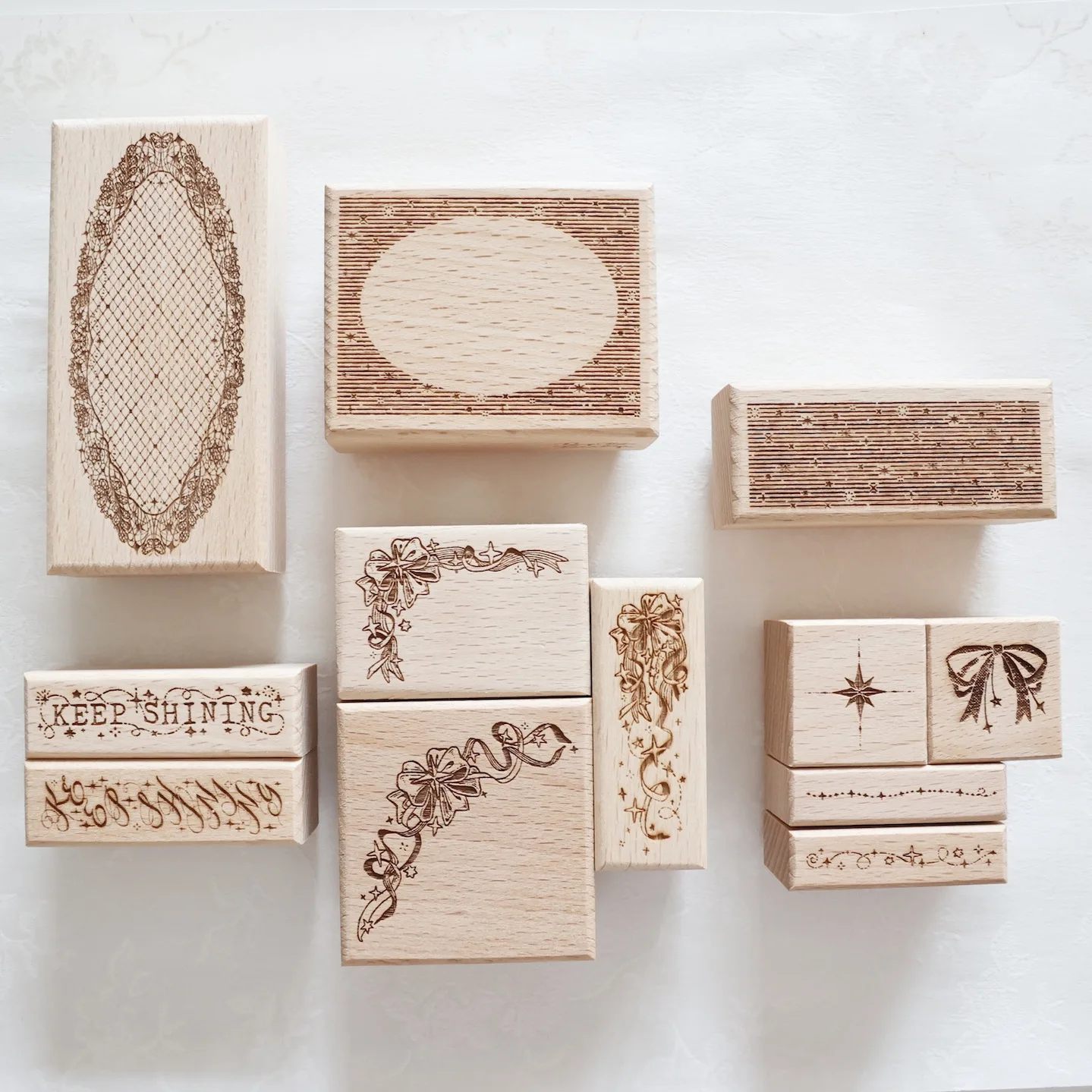 Two Raccoons Vintage Lace Frame Wooden Rubber Stamp for DIY Scrapbooking Photo Album Card Making
