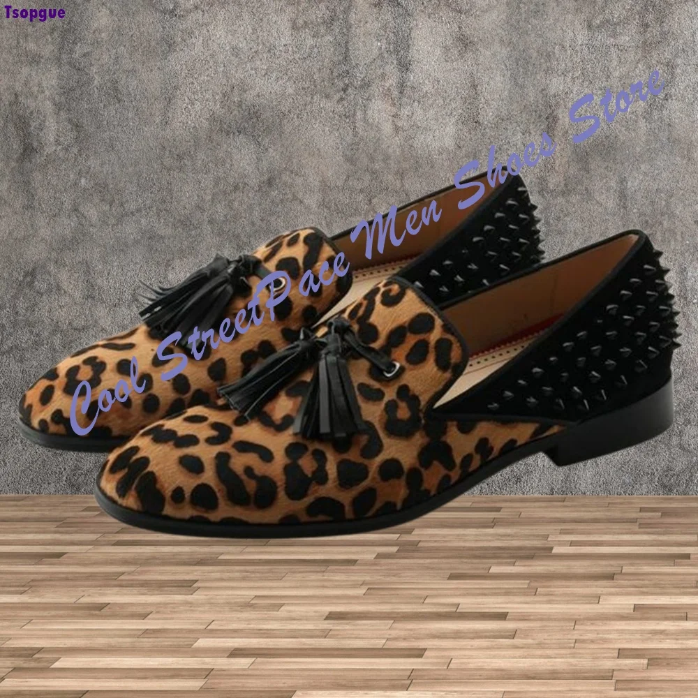 Fashion Men Round Toe Slip On Loafers Leopard Print Tassel Design Back Spike Rivets Genuine Leather Club Casual Dress Footwear