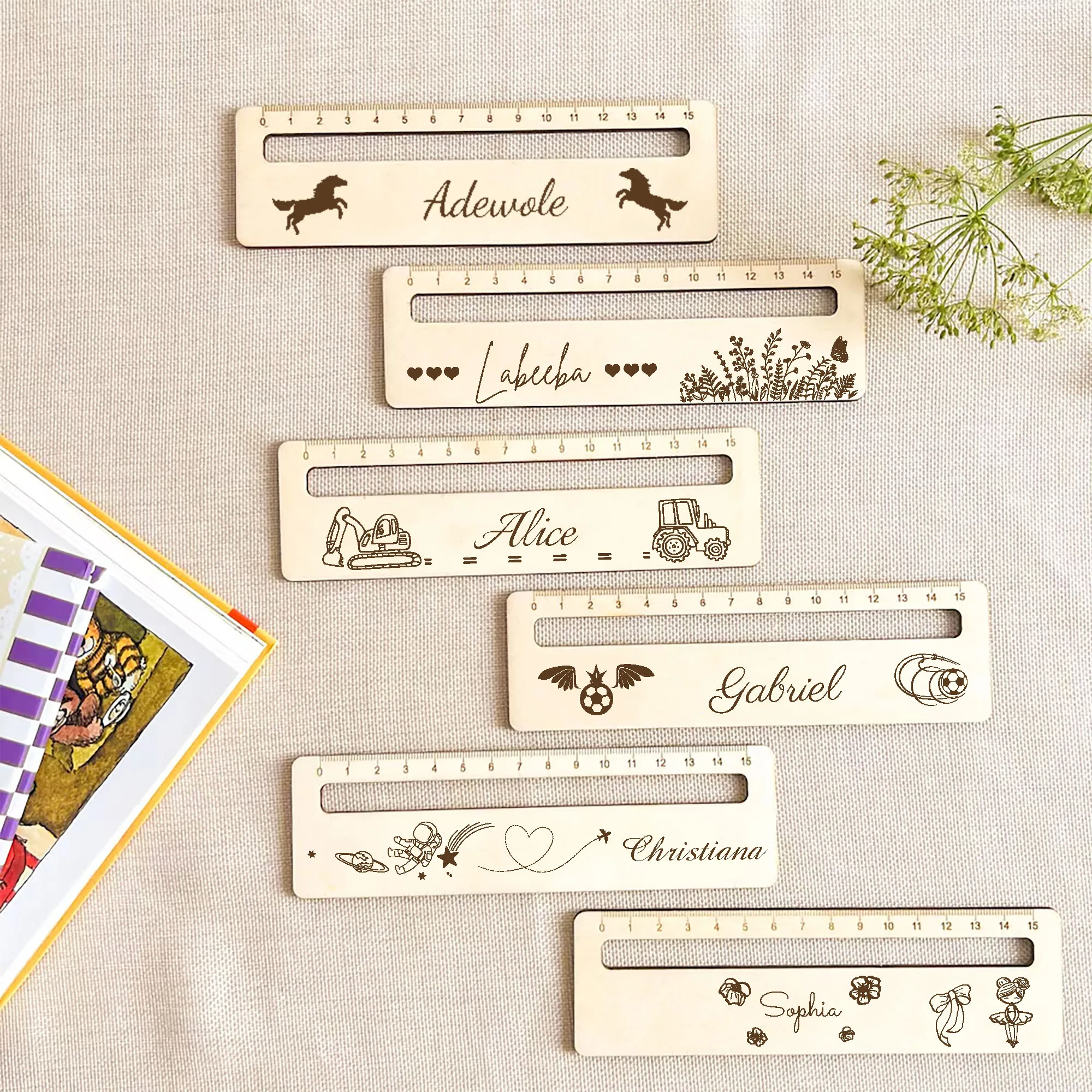 Personalized Wooden Reading Aid With Ruler And Engraved Name, Suitable For School Admission Gift, Back To School Gift