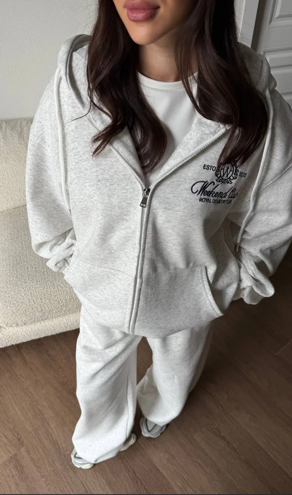 

Multi-color Embroidered Zip Up Hoodie Set For Women Y2K Oversized Wide Leg Pants Streetwear College Style Outfits
