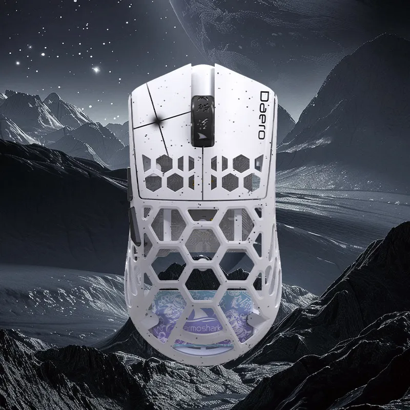 

Darmoshark M2PRO Wireless Mouse Tri Mode Lightweight PAW3950 Custom TTC Titanium Alloy Mouse FPS Varolant E-sports Gaming Mouse