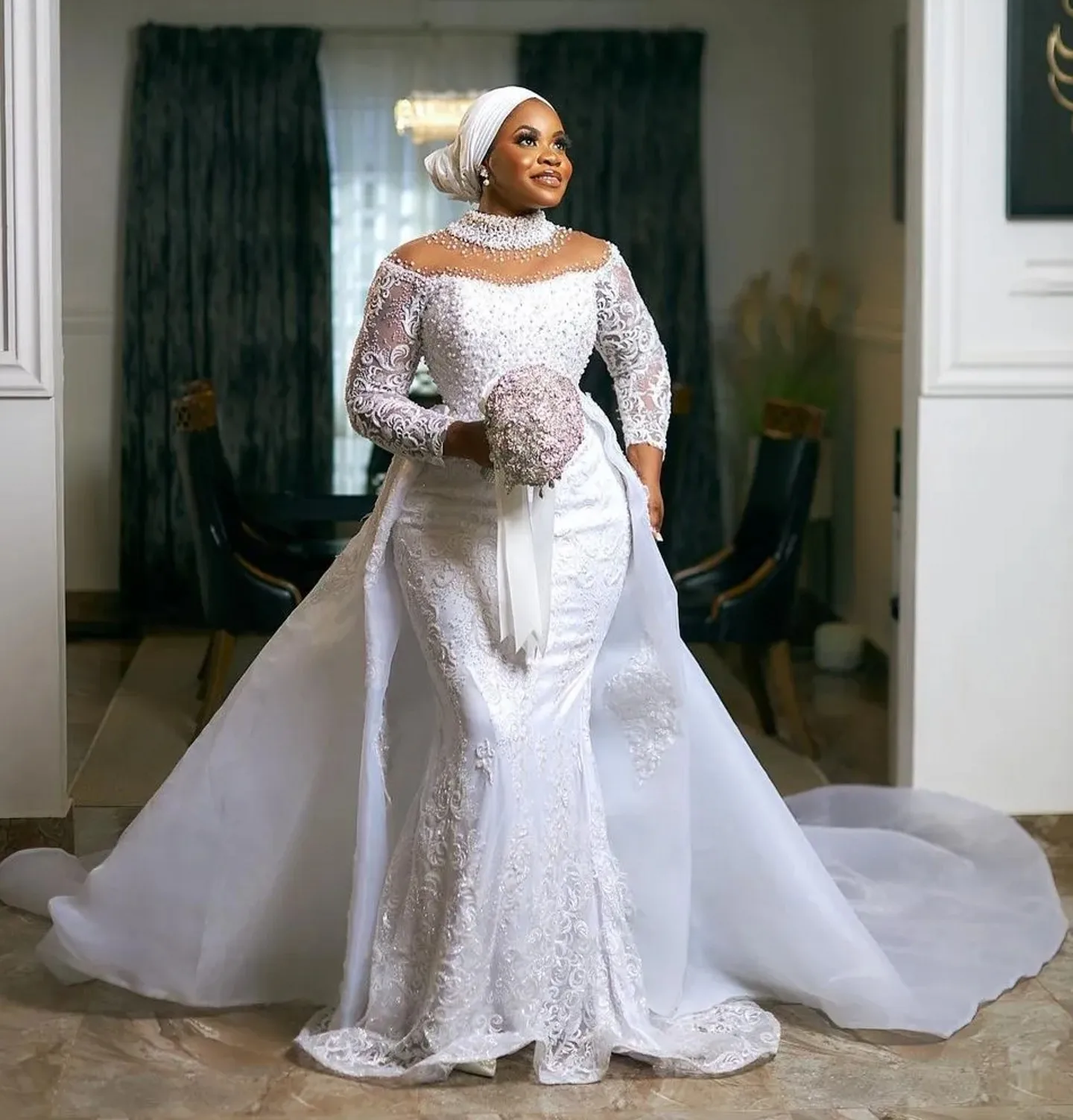 

2025 Plus Size Arabic African Wedding Dress For Bride Bridal Gowns Detachable Train Mermaid Pearls Beaded Lace High Neck Long Sl
