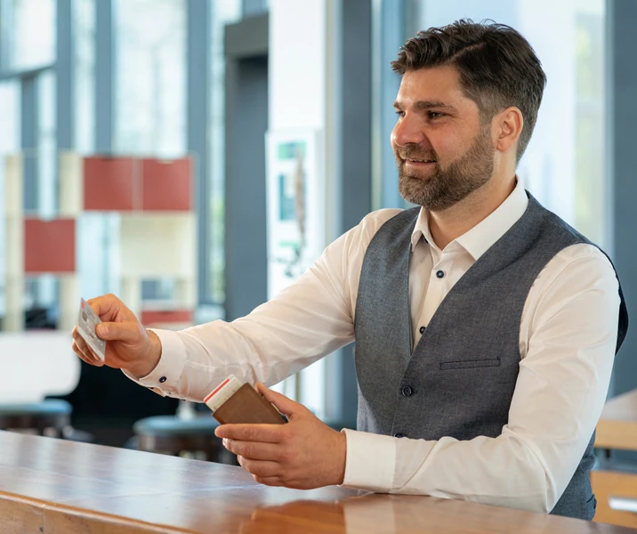 Pop-Up-Kreditkartenetui mit RFID-Schutz, Echtleder-Geldbörse mit Fach für Notizen und Münzen für Männer und Frauen – Detail 1