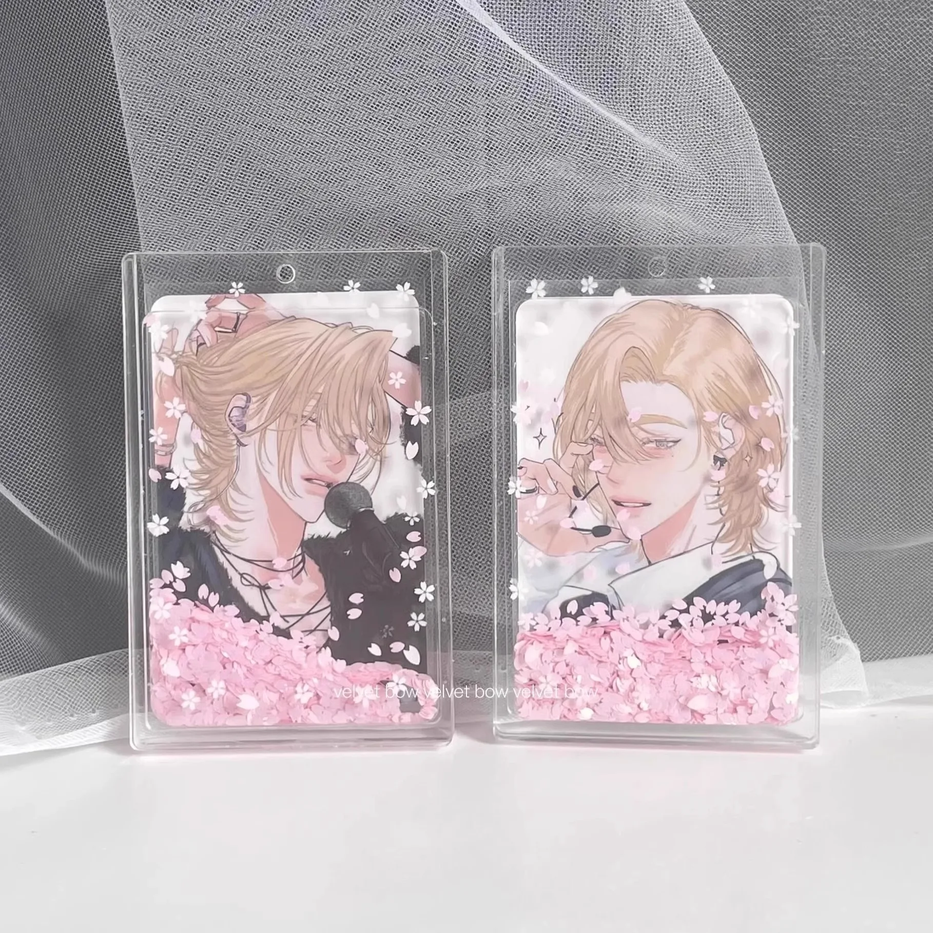 

K-pop Sakura Shaker Card Case - 3-Inch Floating Petal Display for Idol Photocards, Ins Aesthetic Polaroid Protector