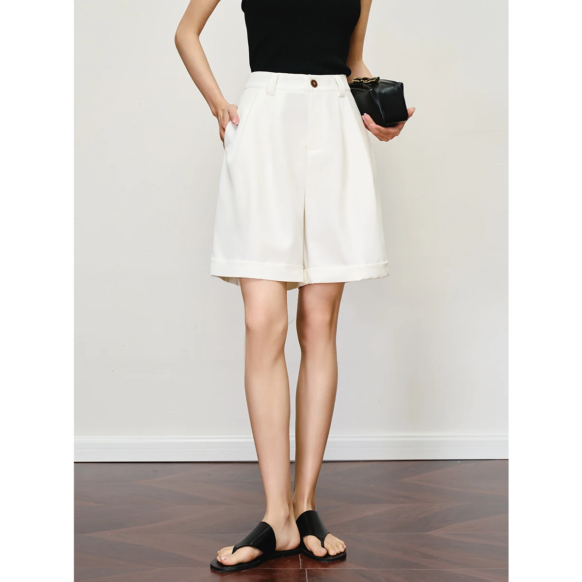 OLrain المرأة الصيف السراويل البيضاء 2025 منتصف طول مصممة السراويل مكتب سيدة ركاب عالية الخصر واسعة الساق سراويل قصيرة O57XK99013