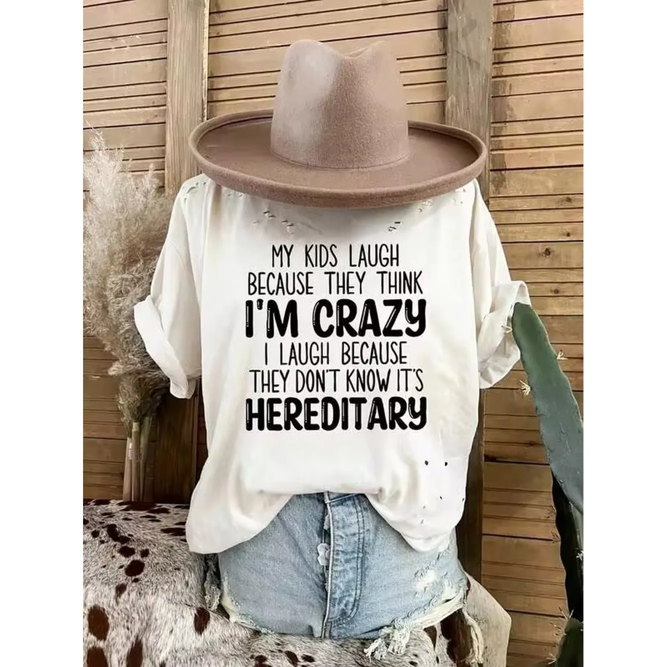 T-Shirt With Print Of Fashion Letters - Comfortable And Relaxing, Round Collar, Top Elegant And Casual For All Seasons, Local Shipping, Top Pure Summ