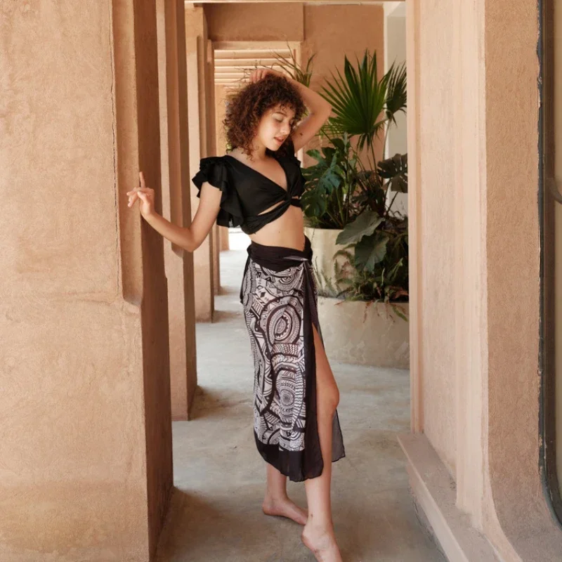 2024 جودة عالية رفع المرأة مجموعة البكيني الأزهار المطبوعة كشكش زي سباحة من قطعتين مجموعة تنورة شيفون البرازيلي Biquini ثوب السباحة