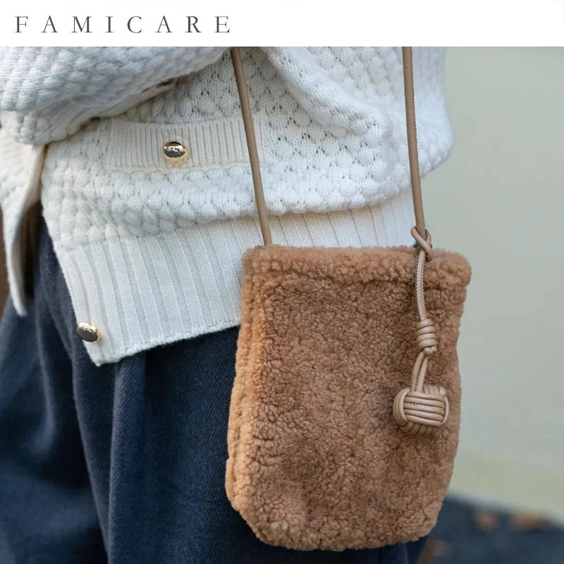 

New Phone Cute Crossbody Purses Unique Christmas Women's Plush Bag Genuine Leather Shoulder Bag Premium Fashion Small Handbag