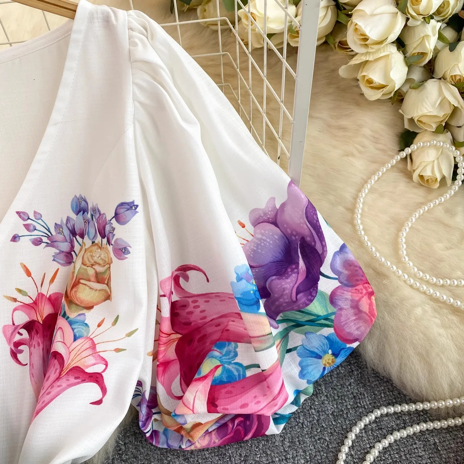 Summer Bohemian Flower Short Dress Women V-Neck Puff Sleeve Floral Print High Waist A-Line Belt Holiday Boho Mini Vestidos 2059