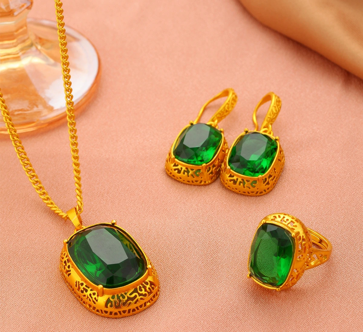 

Fashion Middle East Dubai 24K Gold Plated Customized Necklace Earrings for Couples Wedding Party Jewelry Set DD10808