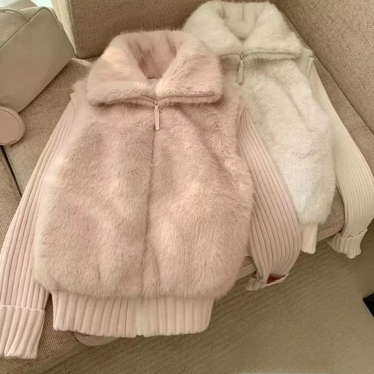 เสื้อแจ็คเก็ตหนังและขนสัตว์สำหรับผู้หญิง รุ่น Sweet School Sle  คอปกขนสัตว์  ตกแต่งด้วยขนสัตว์  เป็นมิตรกับสิ่งแวดล้อม  ทรงตรง  ซิป  ยี่ห้อ Jaet Thiened