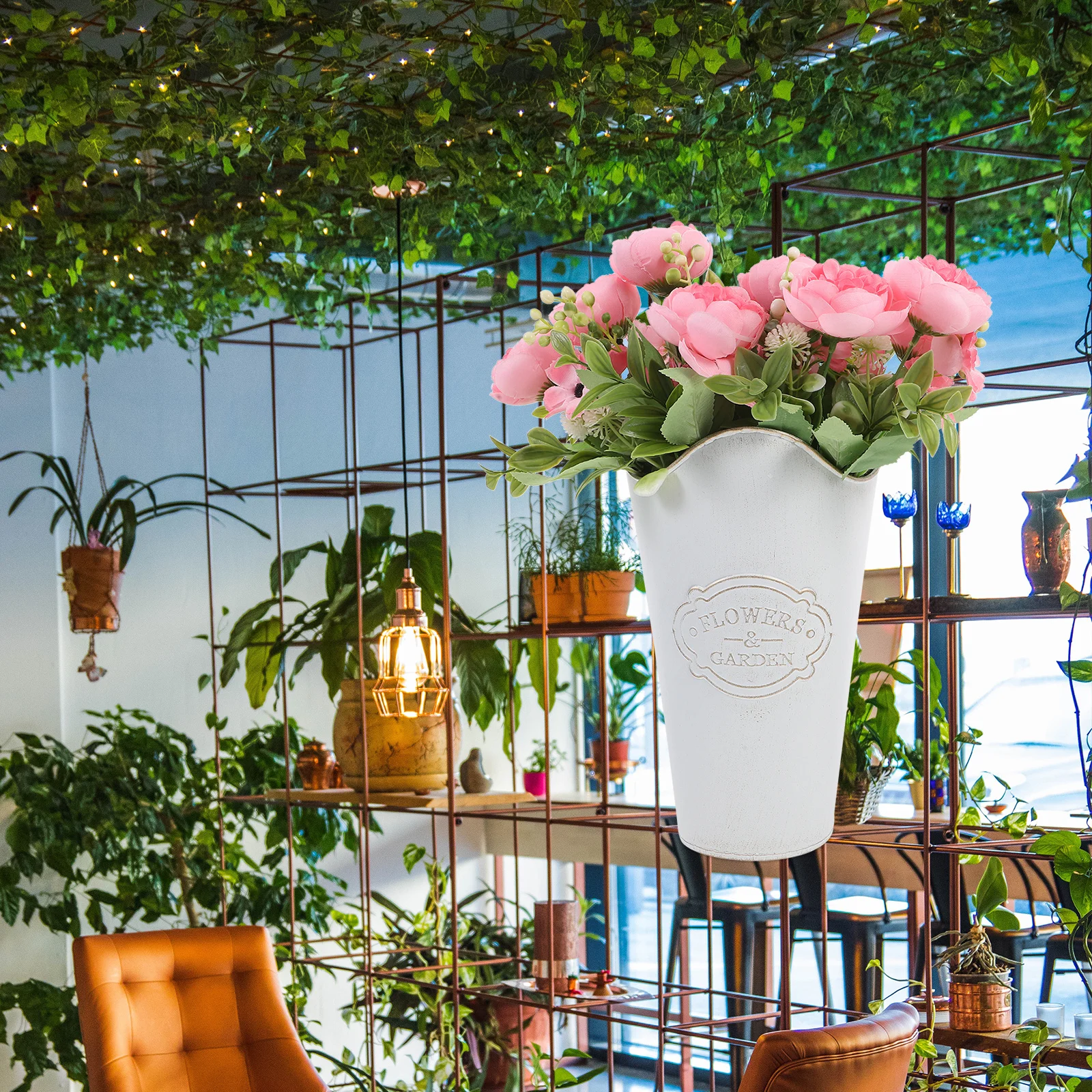 

Vases Wall Hanging Flower Pot Metal Holder Vintage Bouquet Buckets Jug White Iron Decorative