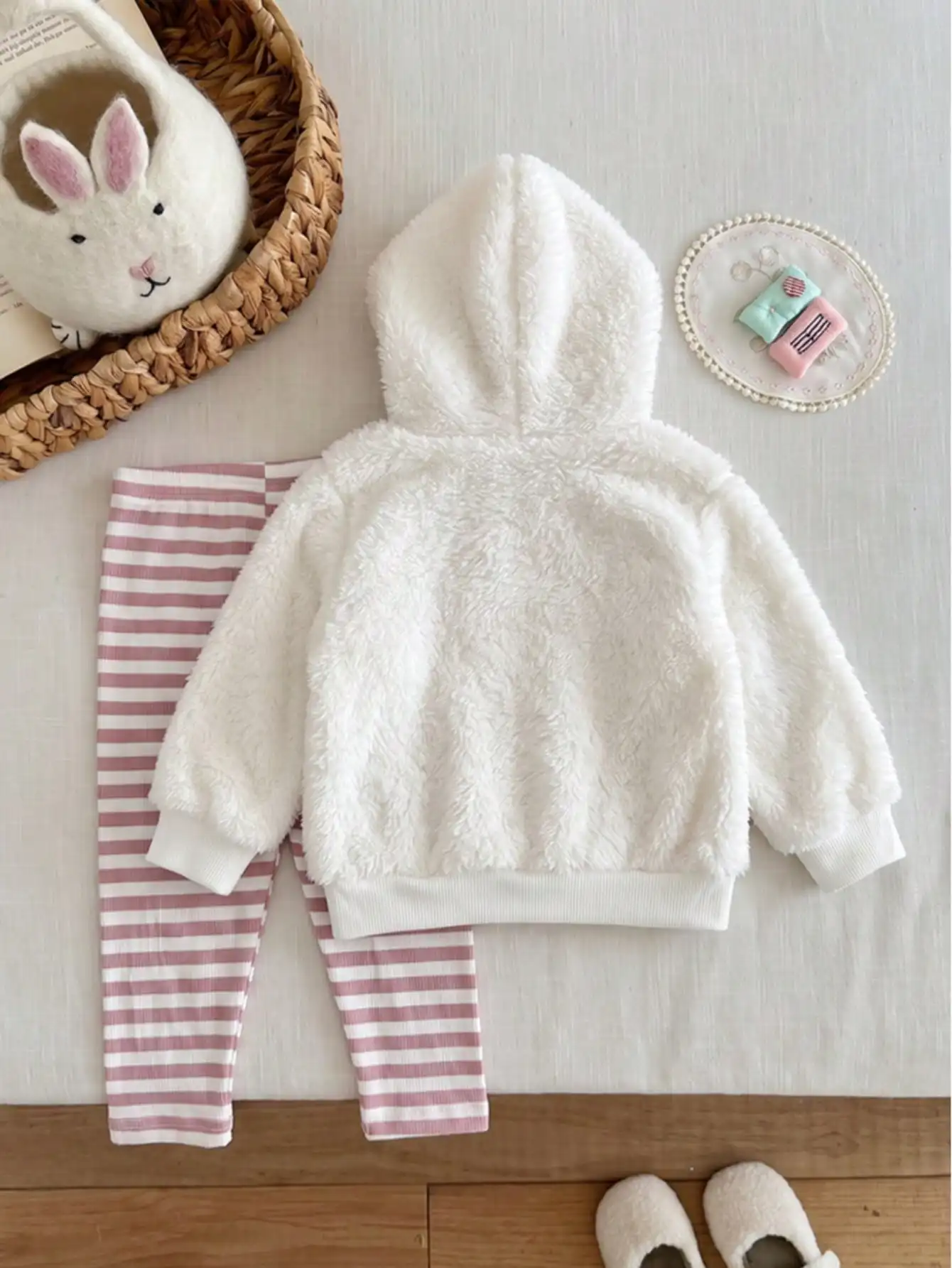 Lovely Girls Cute Puppy Decor Fluffy Hoodie Striped Trousers 2Pcs Set