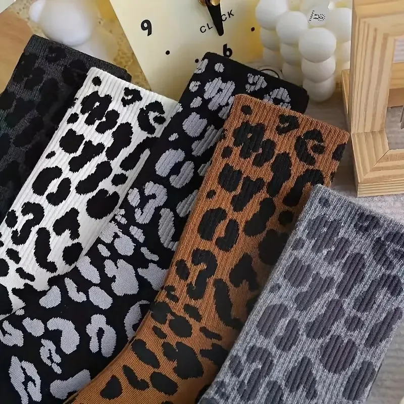 6/12 pares Otoño/Invierno calcetines largos con estampado de leopardo para mujer calcetines cálidos cómodos de moda estilo Retro deportes al aire libre calcetines de ocio