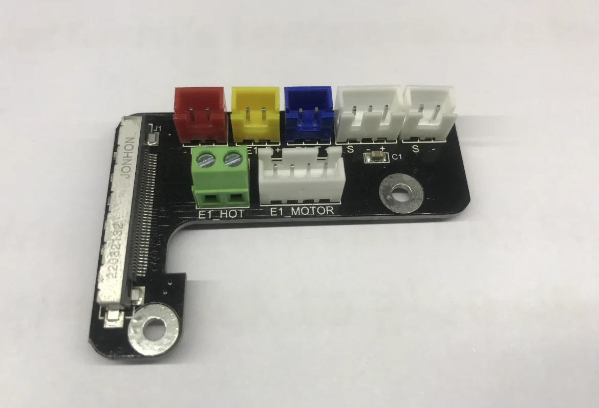 An Extruder Adapter Board For QIDI TECH X-Plus/ X-Max 3D Printer //Max2 Adapter Board