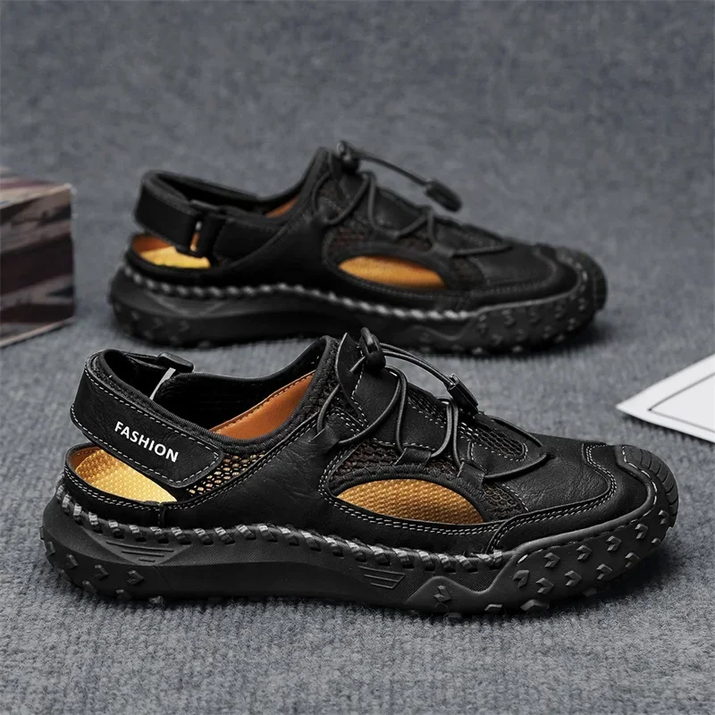 

Men’s Beach Leather Designer Slippers Summer Breathable Non-Slip Mule Luxury Roma Gladiator Sandals Men Casual Flip Flops New