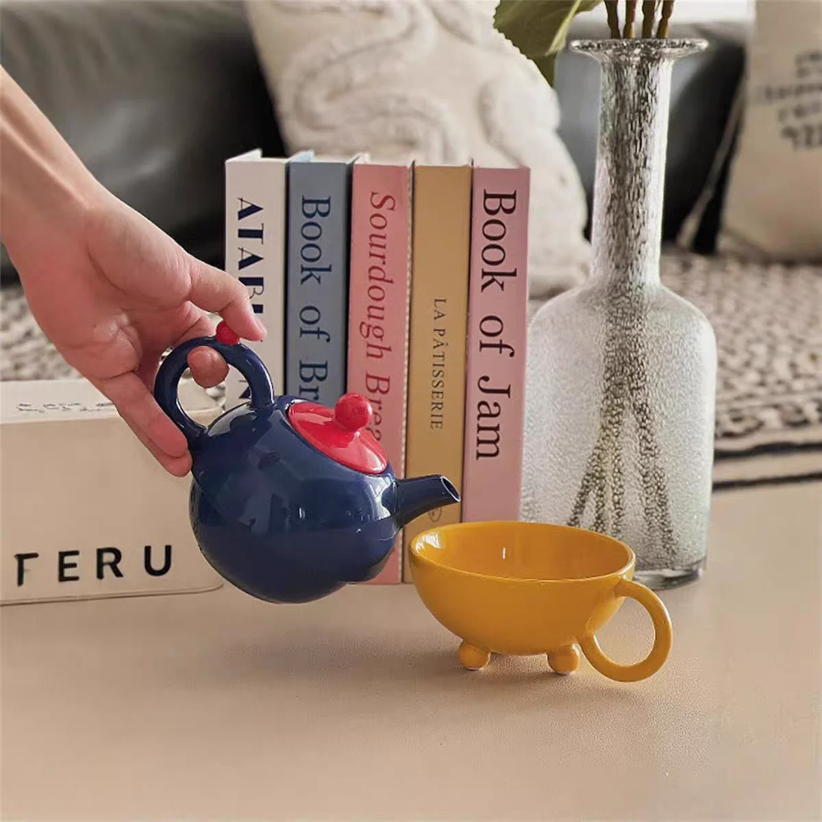Floral Cartoon Porcelain Tea for One Set with Teapot Cup And Water Pitcher Elegant Single-Serving Tea Time Accessories