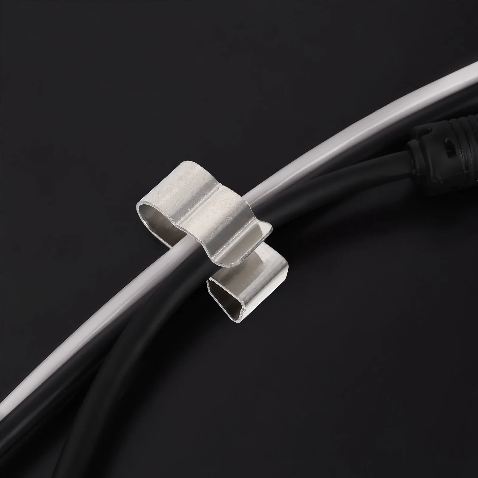 

50pcs Solar Panel Cable Clips Stainless Steel Photovoltaic Wire Clamps For Outdoor Wiring Management Cable Organizer Clip