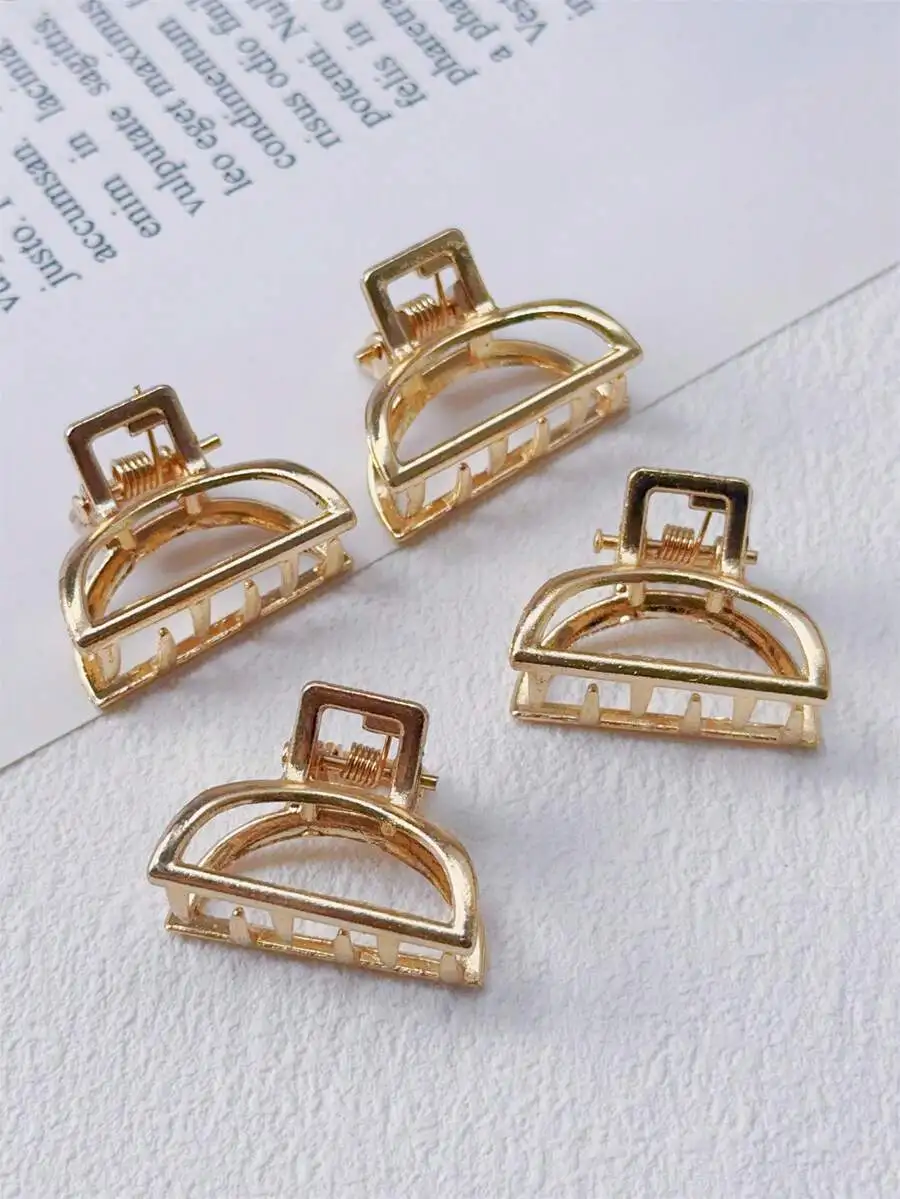 

4pcs Mini Hollow Out Hair Clips For Women Geometric Claw Hair Accessories