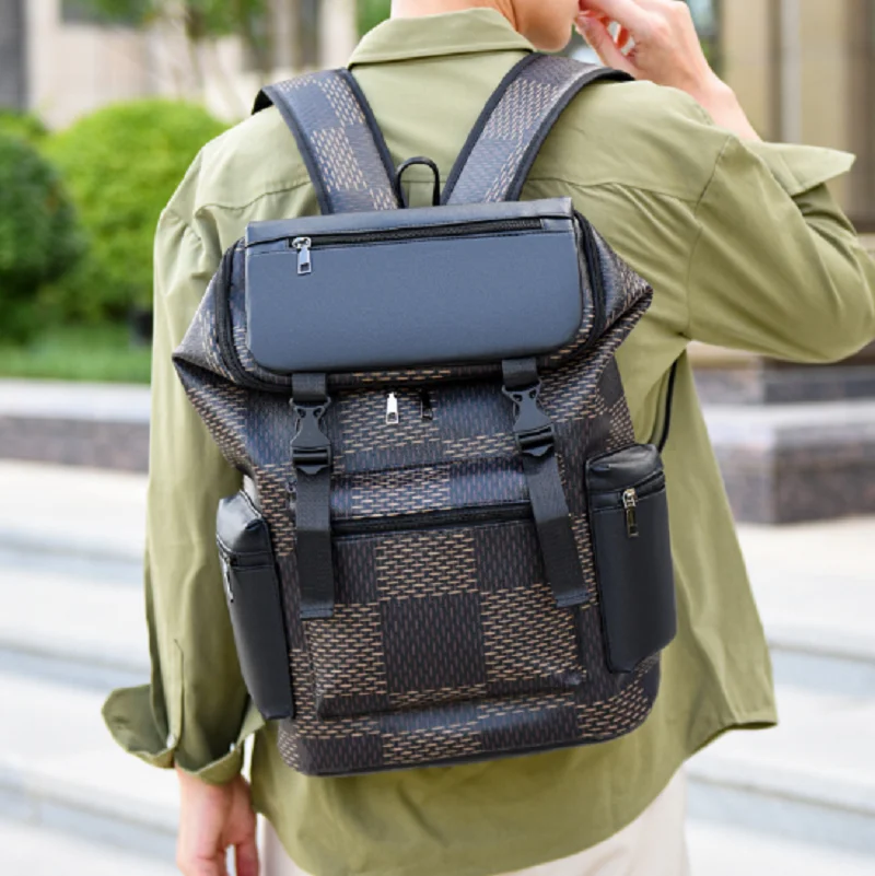 

2026 High Quality Leather Travel Backpacks Men Women's Fashion Large Capacity Business Shoulder Bags Totes Notebook School Bag
