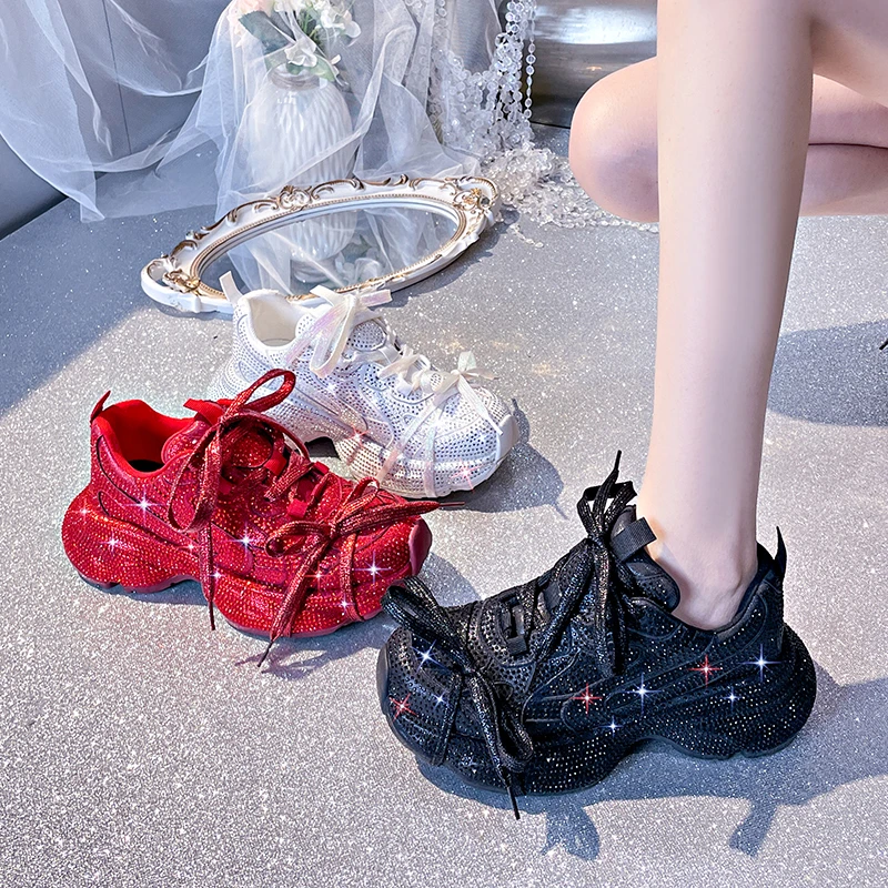 

Женские модные кроссовки для скейтбординга, женские блестящие туфли на толстой подошве со стразами, повседневная обувь, роскошные дизайнерские кроссовки