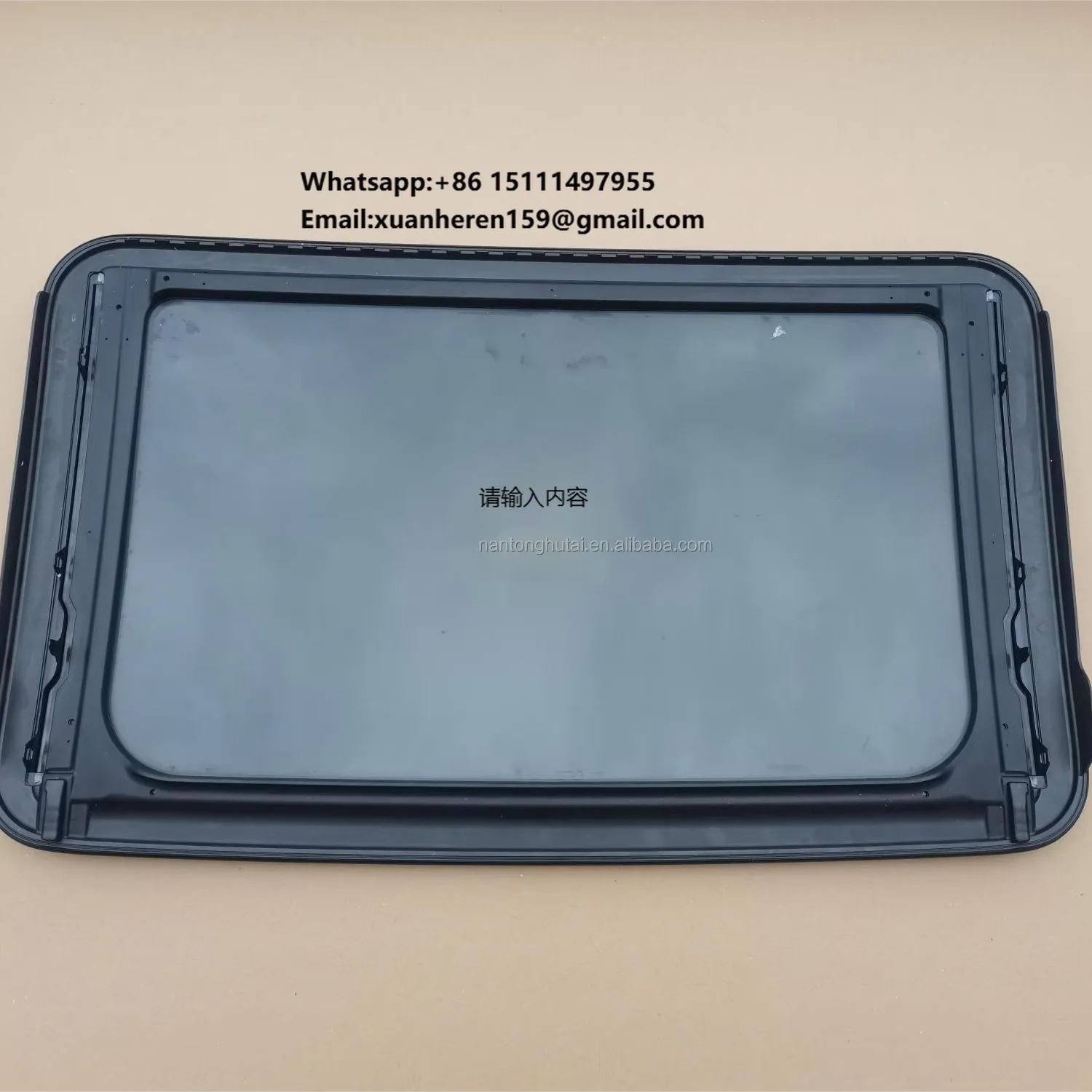 

New Original Hot Selling Wholesale Car Sunroof Auto Parts Glass for Hyundai Santafe Sunroof