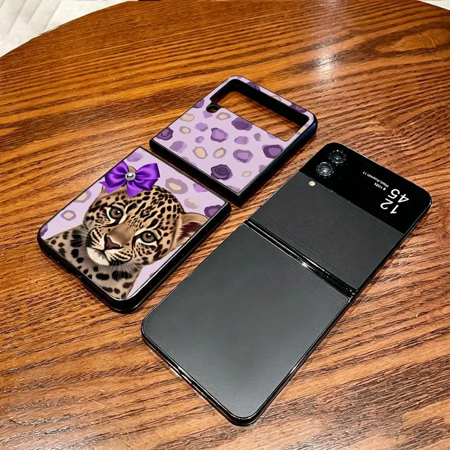 Stripe Litter Tiger Case for Samsung Galaxy Z Flip 7 6 5 4 3 Z Fold 7 6 5 4 3 Phone Cover view 4
