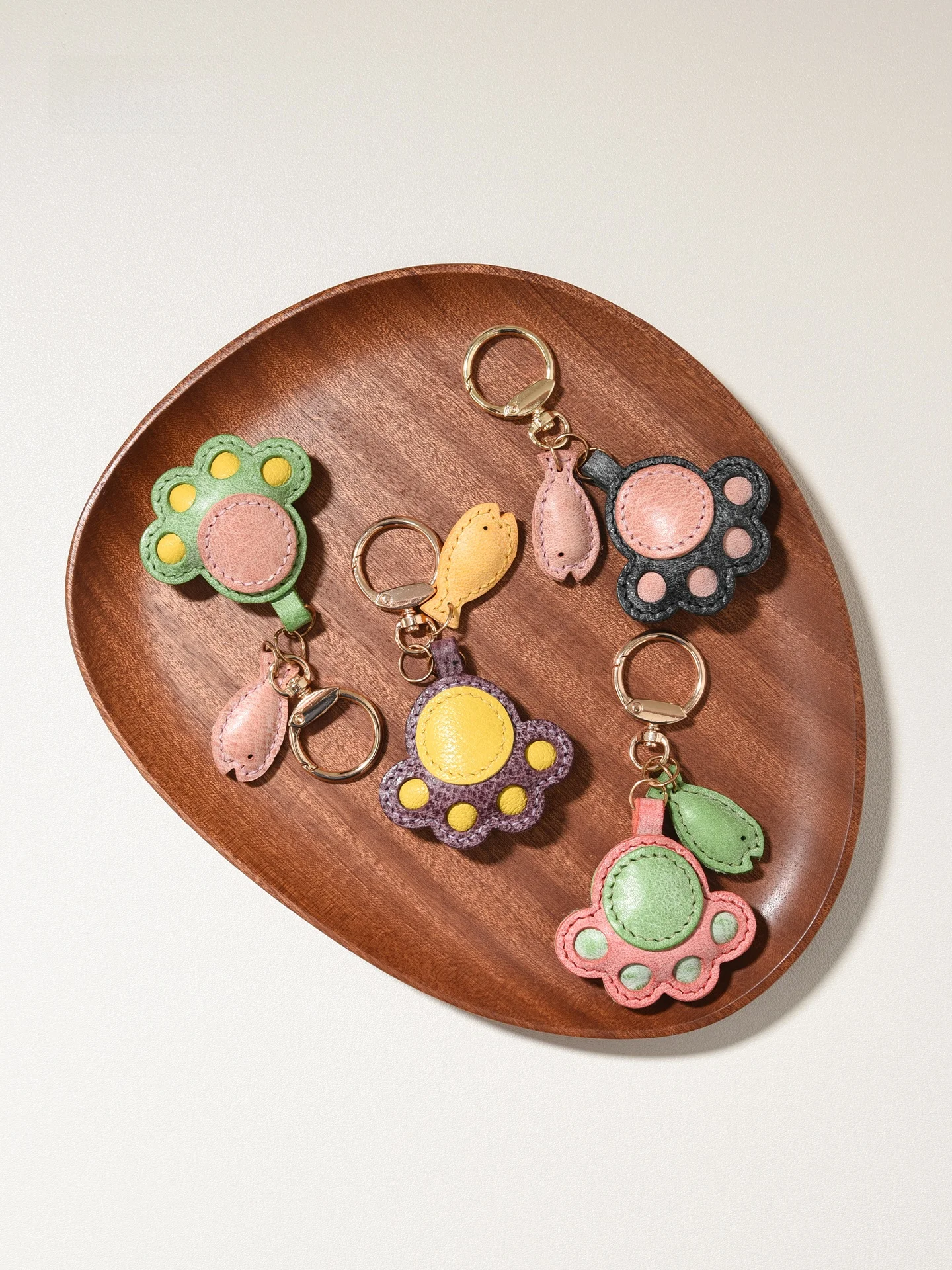 lunia-mbox-かわいい猫の爪バッグチャームキーホルダー-クリエイティブ本革フォグワックス牛革おしゃれアクセサリーギフト