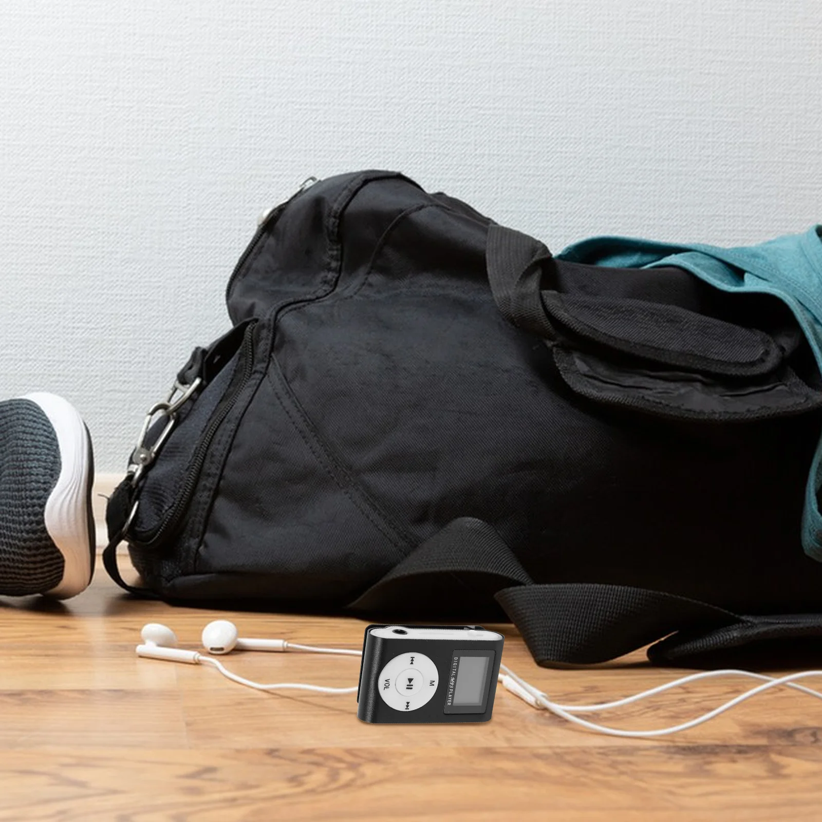 

Mini USB Clip Mp3 Player Black Metal Case Digital Music Player Built-in Li-Ion Support 32GB Micro USB 2.0 Easy