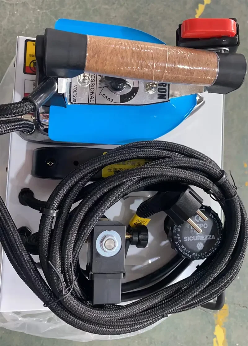 CP-6 High Speed Industrial Portable Vertical Electric 4L Steam Boiler With Steam Iron for Clothes