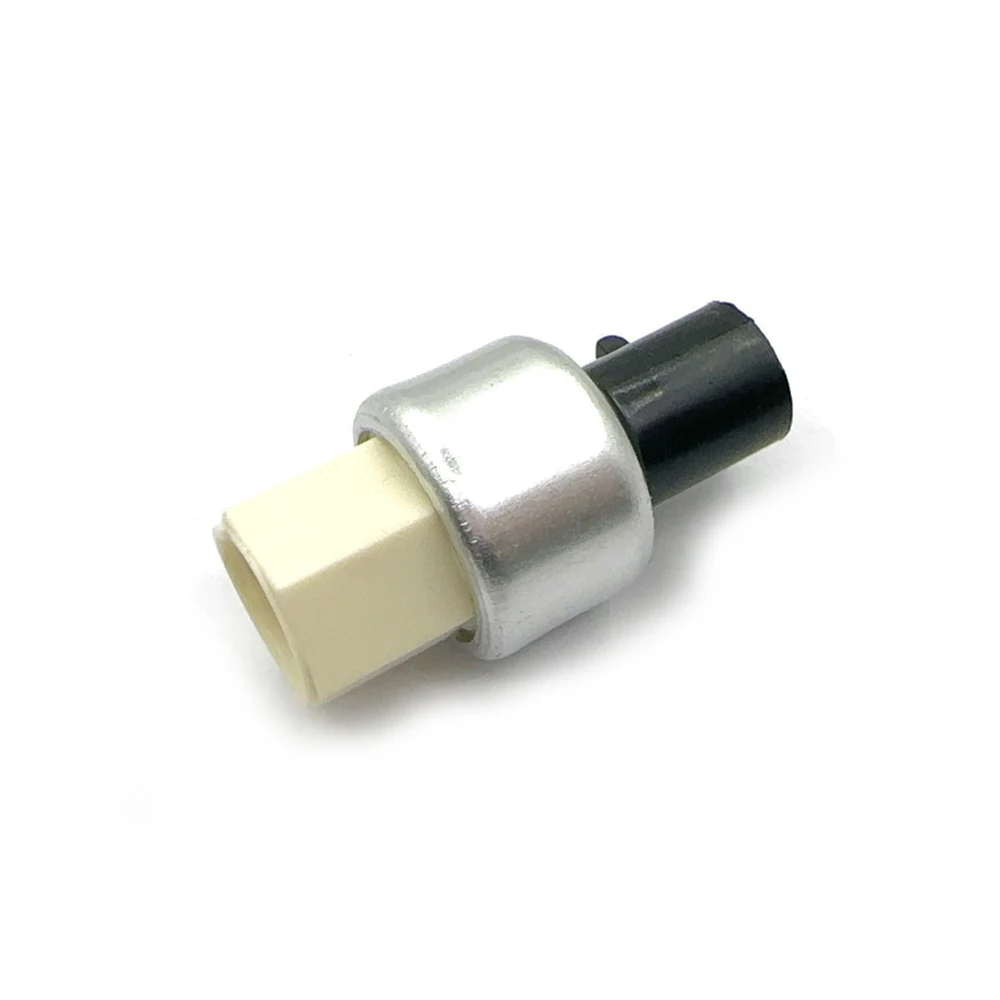 Clutch Cycling Switch 15-2647 52451440 52457853 52457854 52461142 Clutch Cycle Sensor for Chevrolet GMC Models